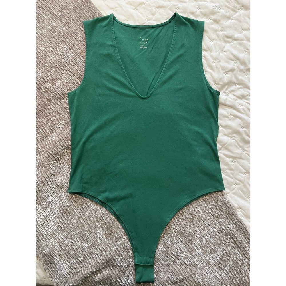 A New Day V-Neck Bodysuit - L - EUC!